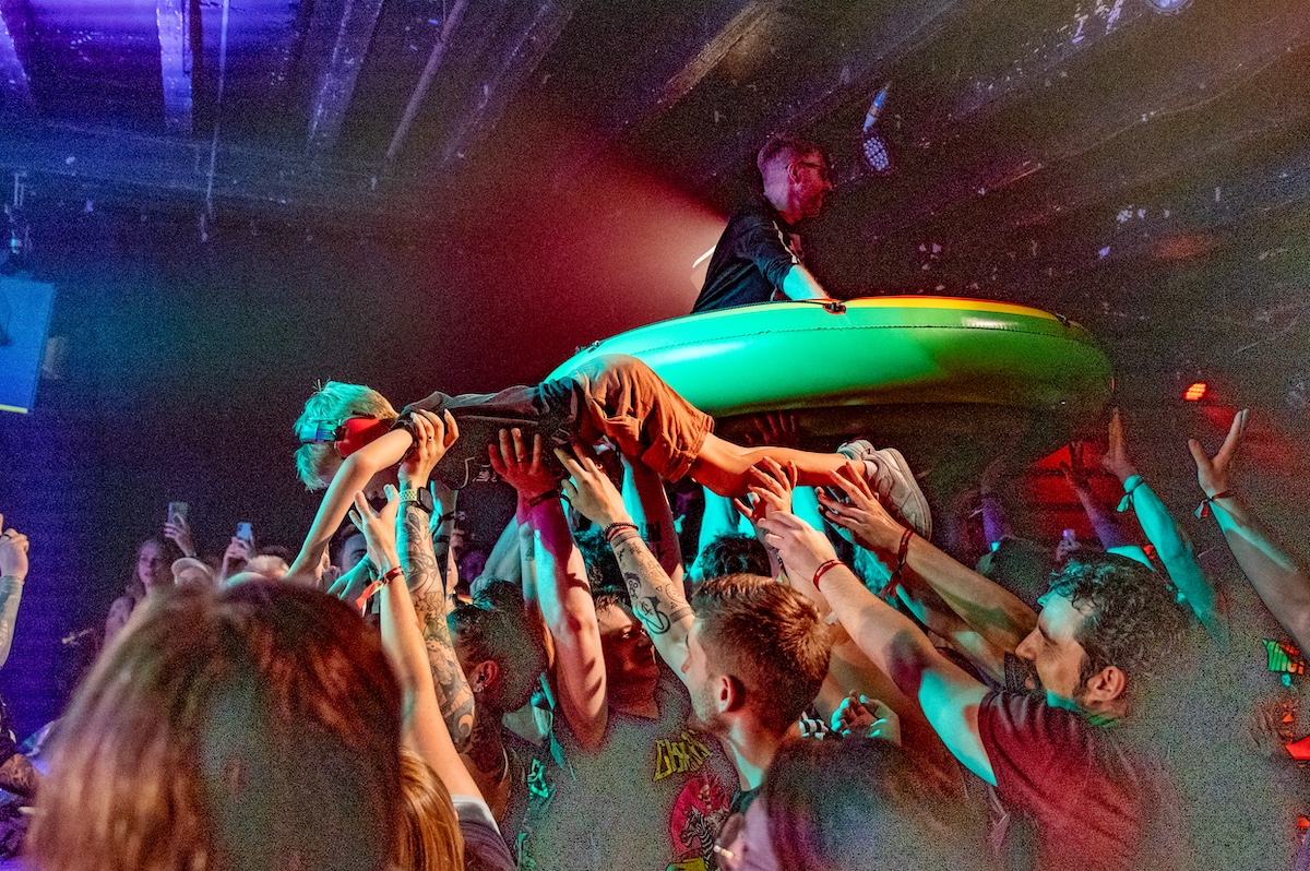 Zebrahead @ Club AFF, picture 48, photographed by Anoek Houben - FrontView Magazine