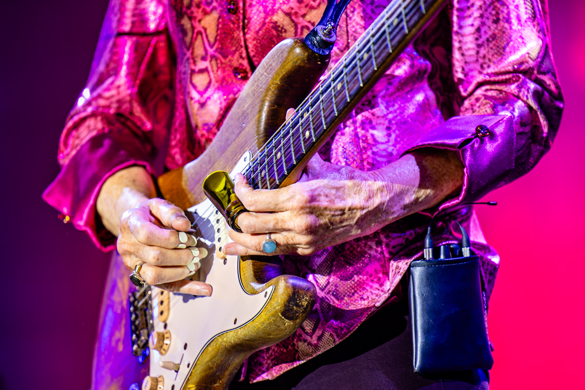 Bonnie Raitt @ Gent Jazz, picture 3, photographed by Dorien Goetschalckx - FrontView Magazine