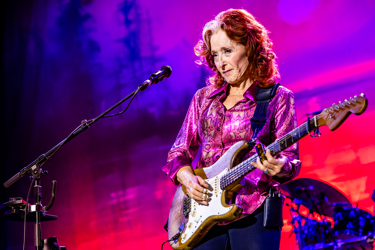 Bonnie Raitt @ Gent Jazz, picture 16, photographed by Dorien Goetschalckx - FrontView Magazine