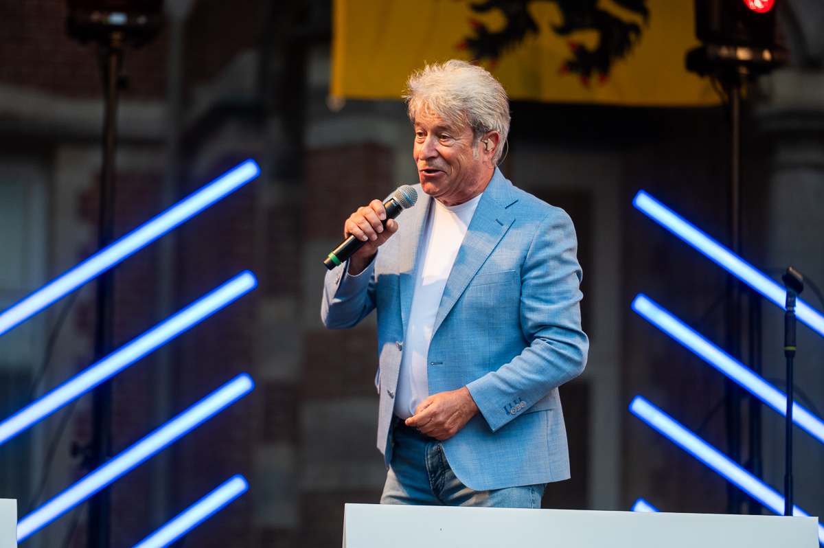 Garry Hagger @ Vlaanderen zingt Stabroek, picture 3, photographed by Dimitri Vanlommel - FrontView Magazine