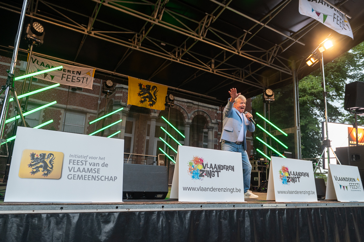 Garry Hagger @ Vlaanderen zingt Stabroek, picture 7, photographed by Dimitri Vanlommel - FrontView Magazine
