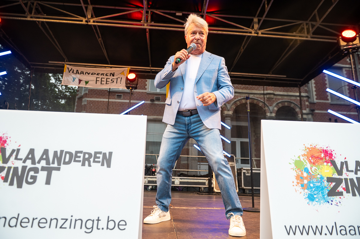 Garry Hagger @ Vlaanderen zingt Stabroek, picture 11, photographed by Dimitri Vanlommel - FrontView Magazine