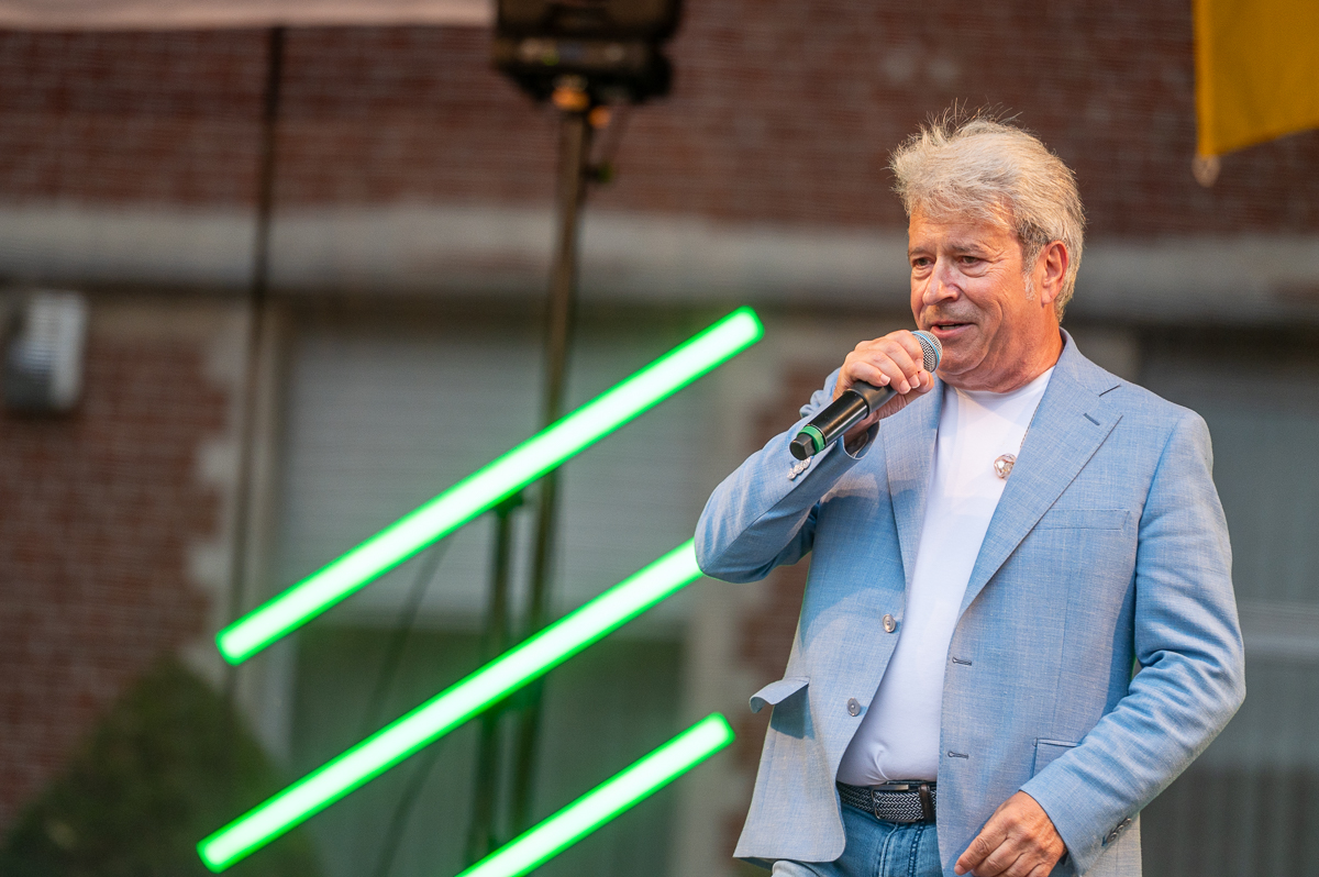 Garry Hagger @ Vlaanderen zingt Stabroek, picture 18, photographed by Dimitri Vanlommel - FrontView Magazine