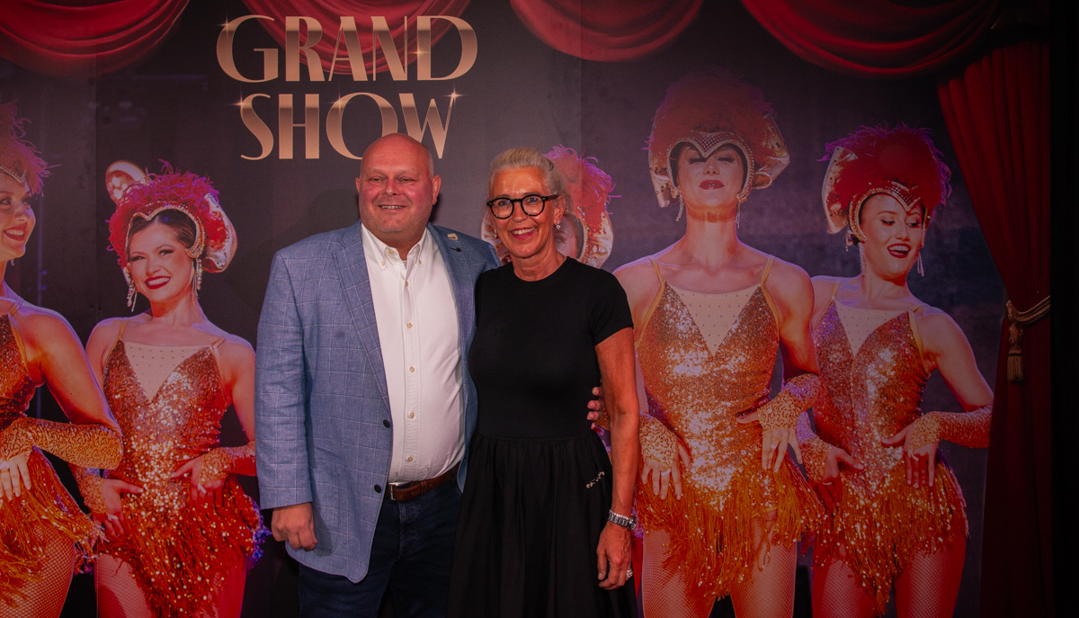 Grand Show'25 Mirage Magique @ casino Knokke, picture 2, photographed by Peter Minnebo - FrontView Magazine