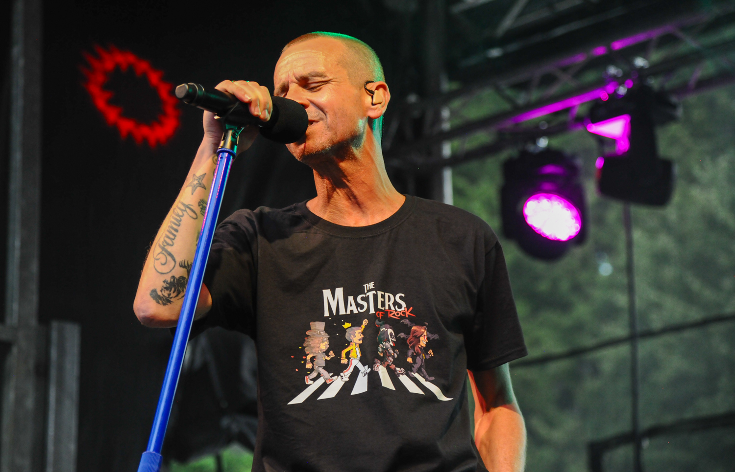 Sam Gooris @ Vlaanderen Zingt Deurne, picture 3, photographed by Peter Minnebo - FrontView Magazine