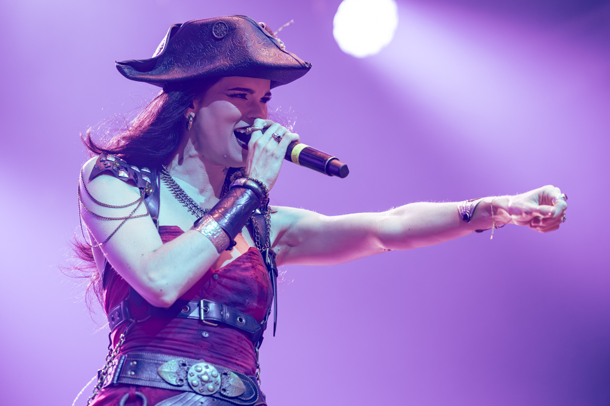 Visions Of Atlantis @ Pirate Metal Party, picture 5, photographed by Dorien Goetschalckx - FrontView Magazine