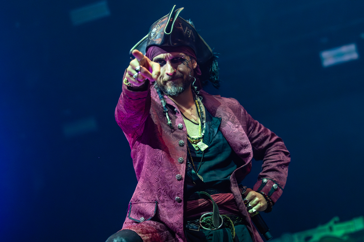 Visions Of Atlantis @ Pirate Metal Party, picture 10, photographed by Dorien Goetschalckx - FrontView Magazine
