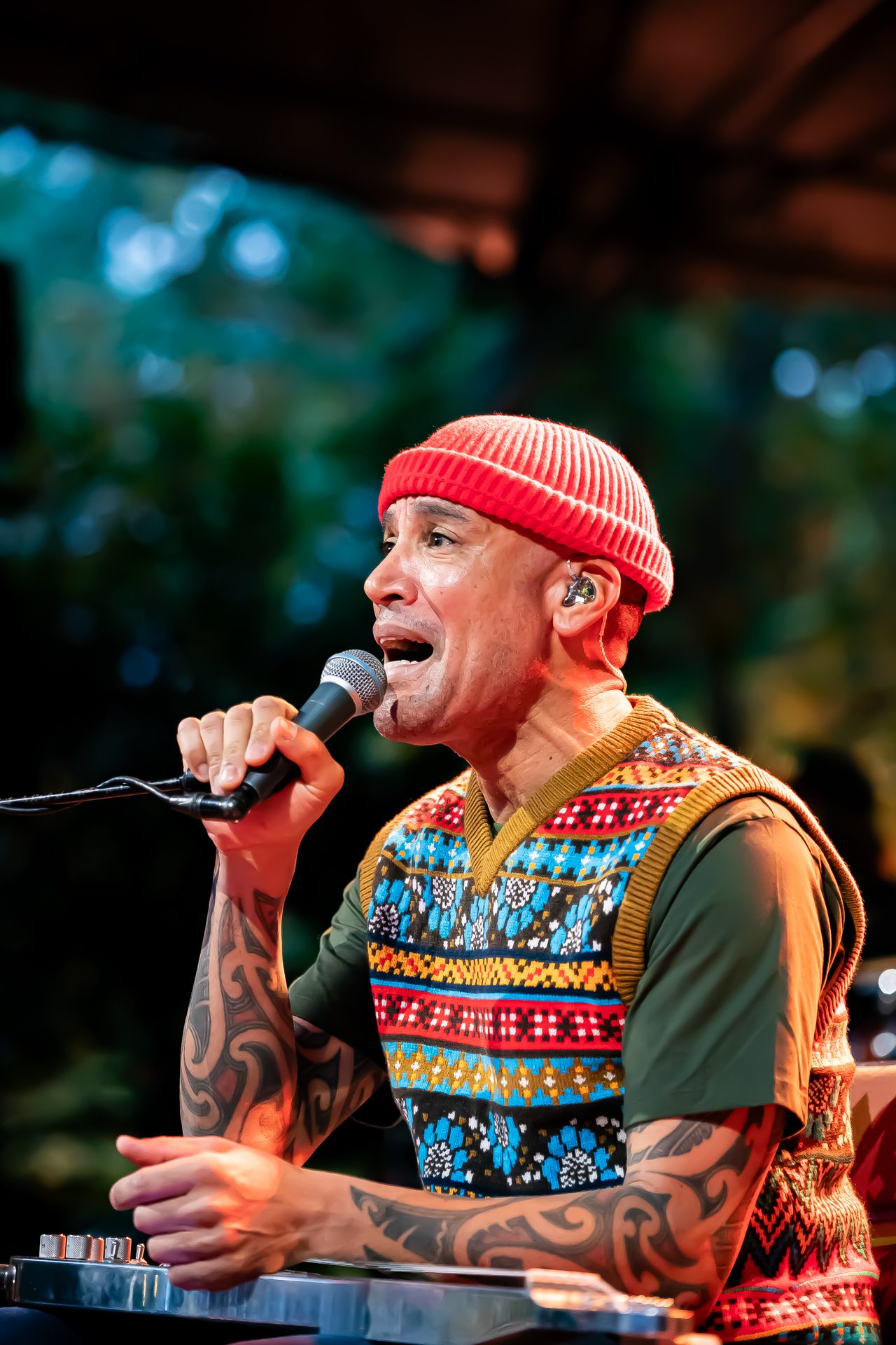 Ben Harper en The Innocent Criminals @ OLT Rivierenhof, picture 12, photographed by Leen Verlinden - FrontView Magazine