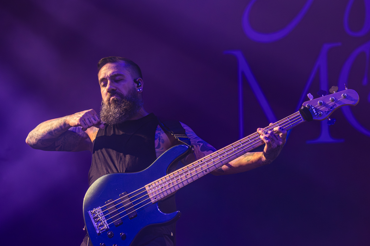 Mother Mother @ 013, picture 2, photographed by Dorien Goetschalckx - FrontView Magazine