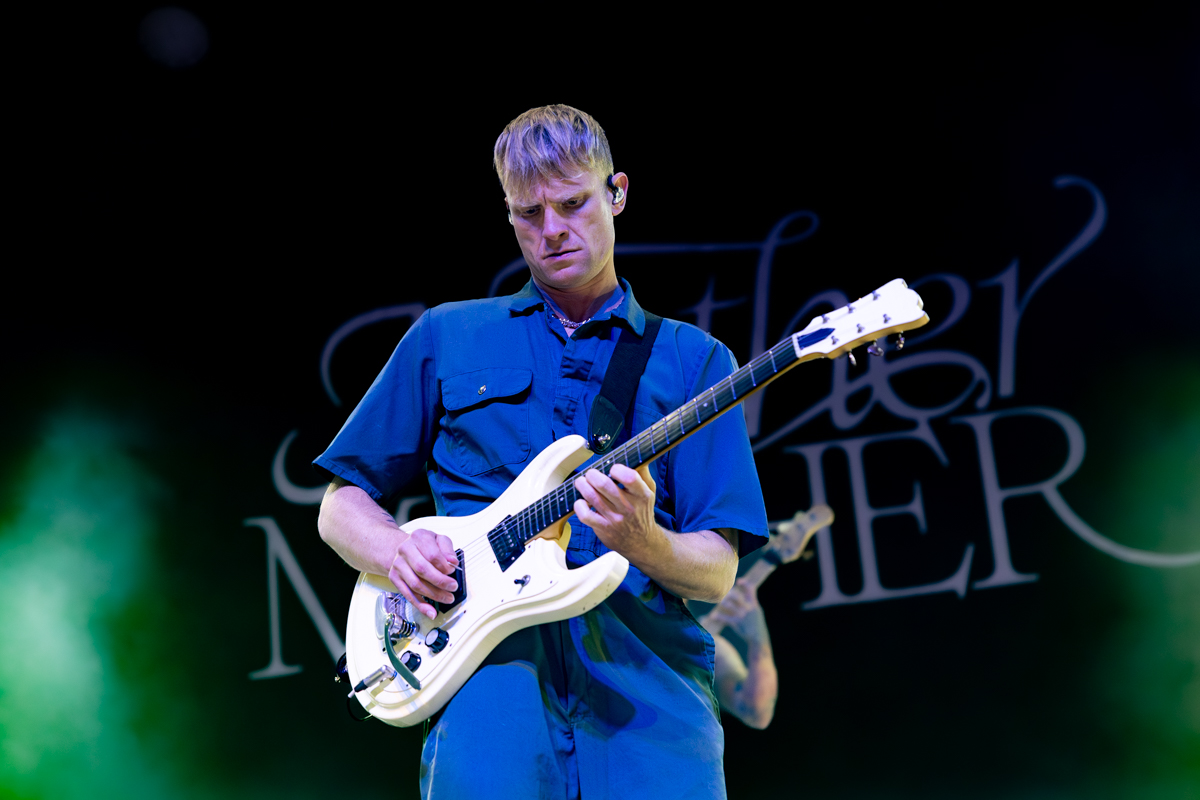 Mother Mother @ 013, picture 9, photographed by Dorien Goetschalckx - FrontView Magazine