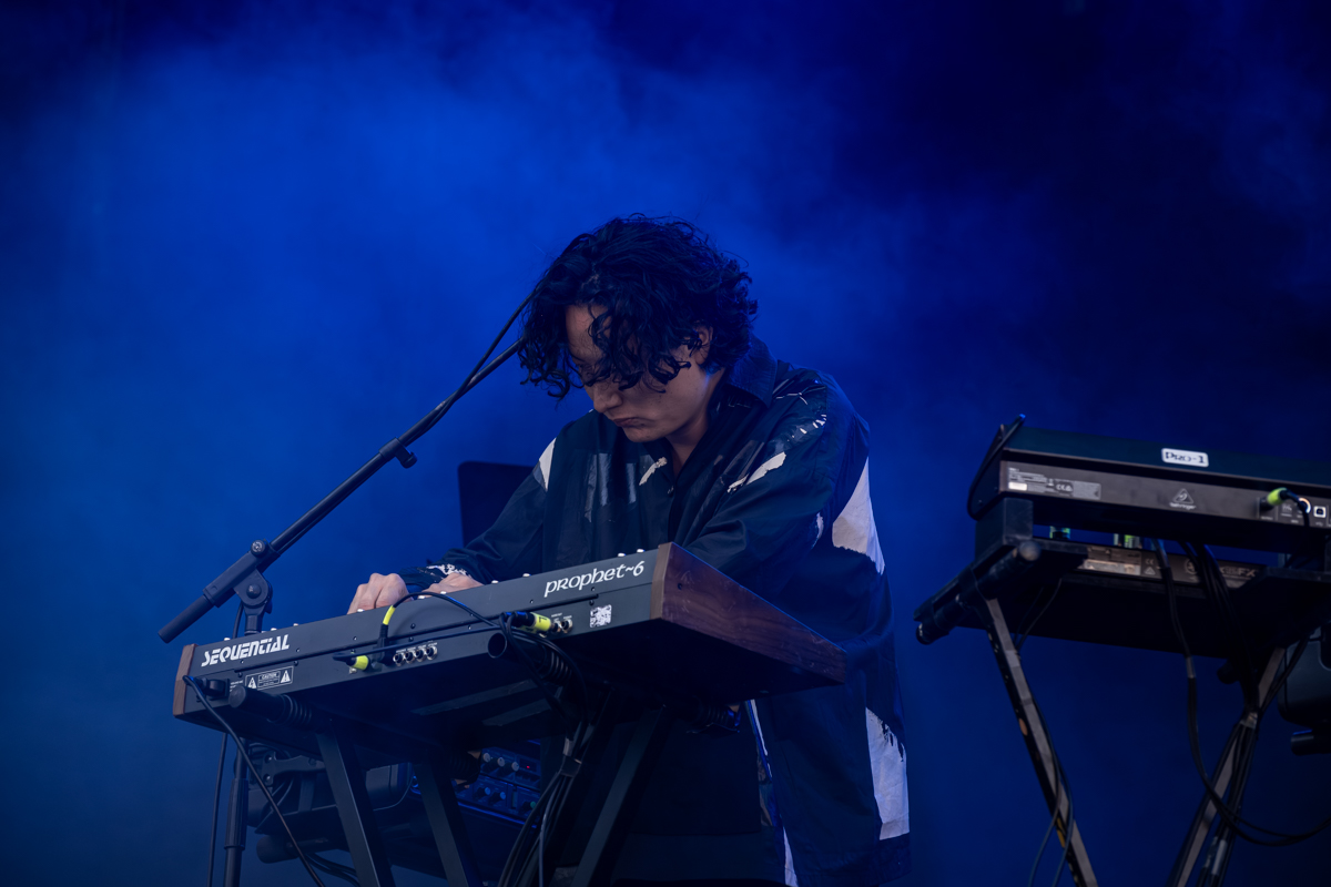 Bolis Pupul @ Cactusfestival, picture 3, photographed by Bart Janssens - FrontView Magazine