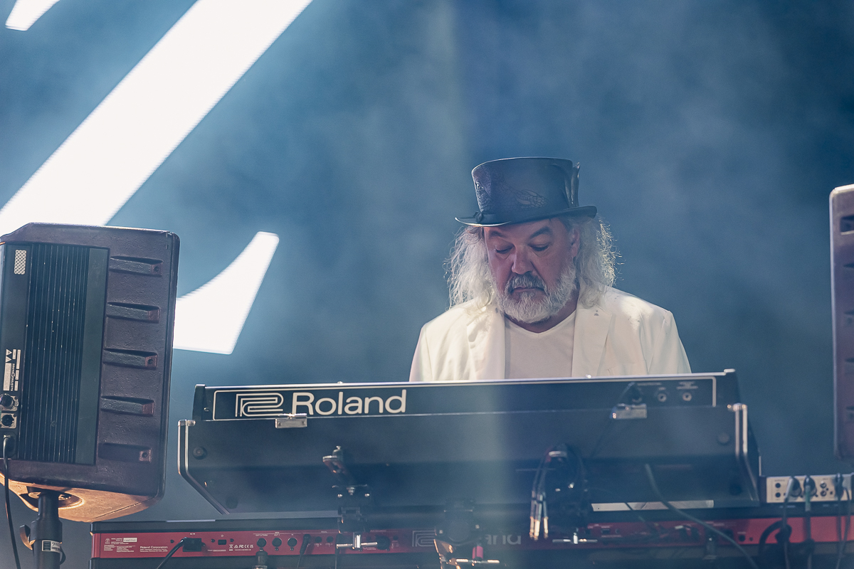 Fischer-Z @ Rock Zottegem, picture 3, photographed by Peter Smet - FrontView Magazine
