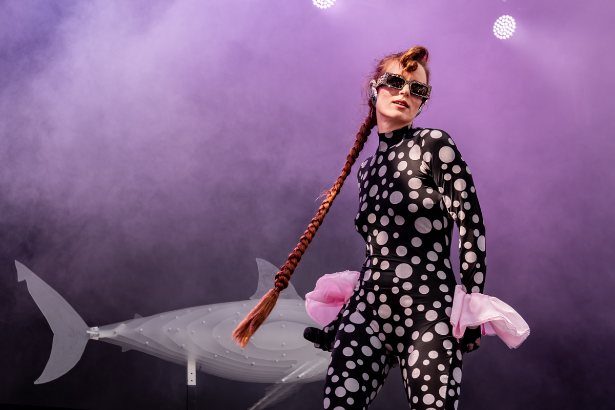 Merol @ Cactusfestival, picture 4, photographed by Bart Janssens - FrontView Magazine