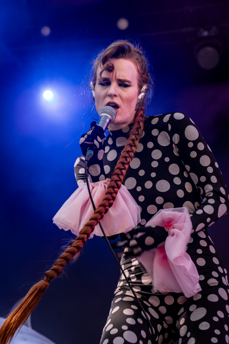 Merol @ Cactusfestival, picture 6, photographed by Bart Janssens - FrontView Magazine
