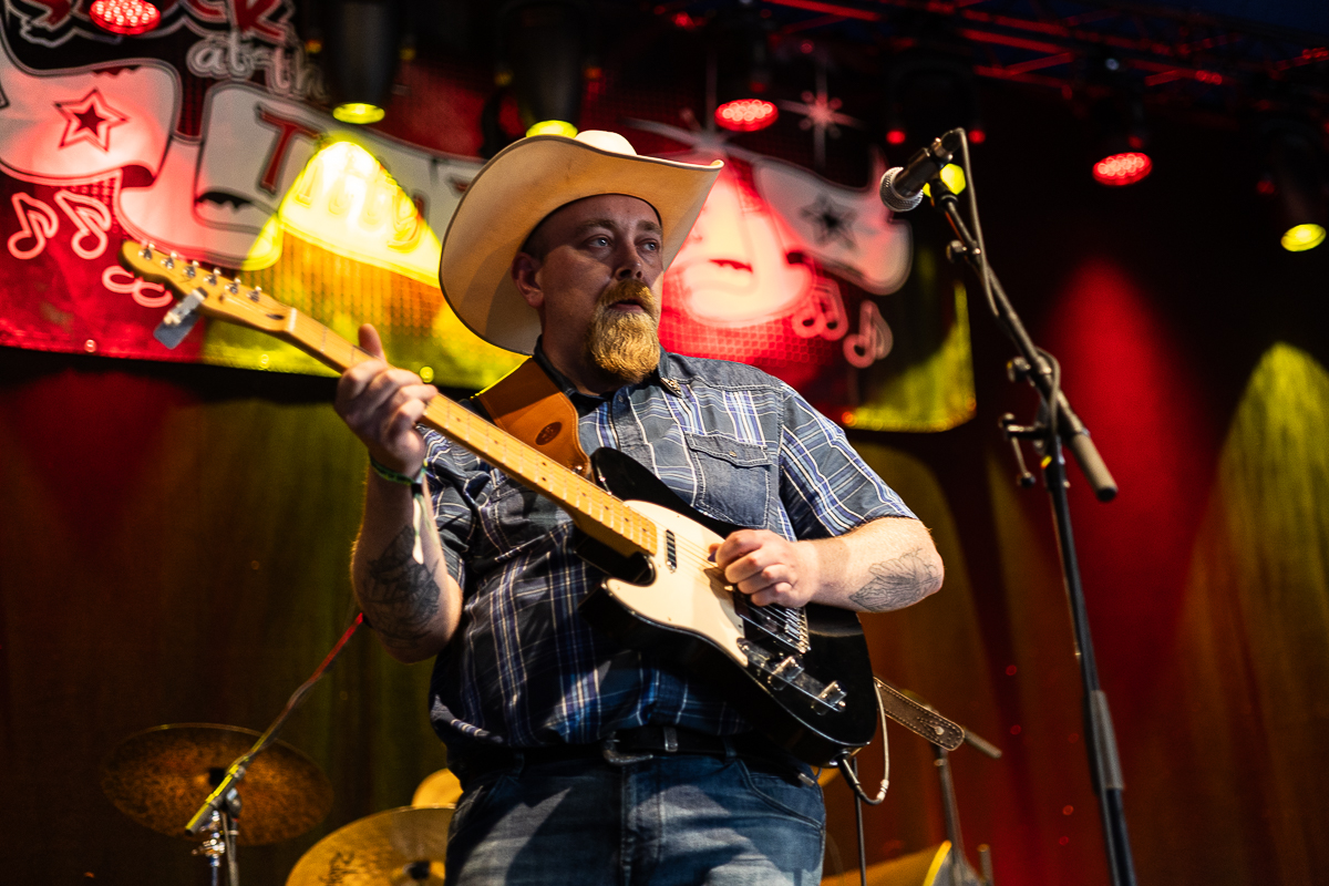 PJ Taylor Band @ Sjock, picture 3, photographed by David Johnson - FrontView Magazine