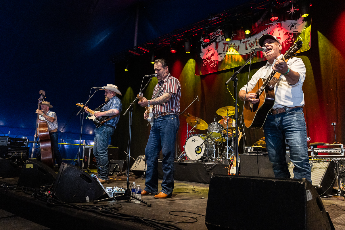 PJ Taylor Band @ Sjock, picture 9, photographed by David Johnson - FrontView Magazine