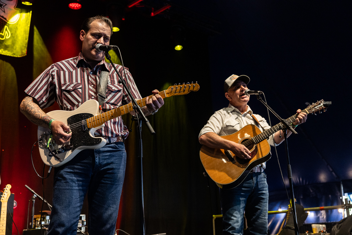 PJ Taylor Band @ Sjock, picture 13, photographed by David Johnson - FrontView Magazine