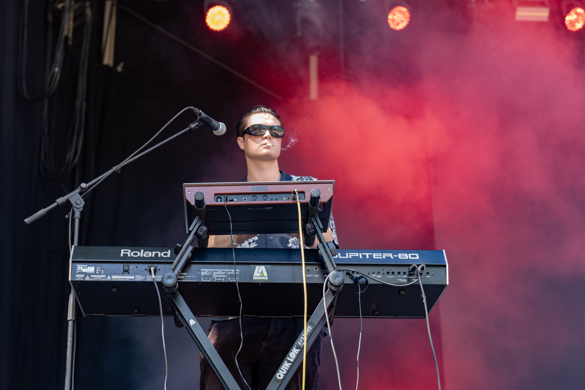 Warmduscher @ Cactusfestival, picture 2, photographed by Bart Janssens - FrontView Magazine