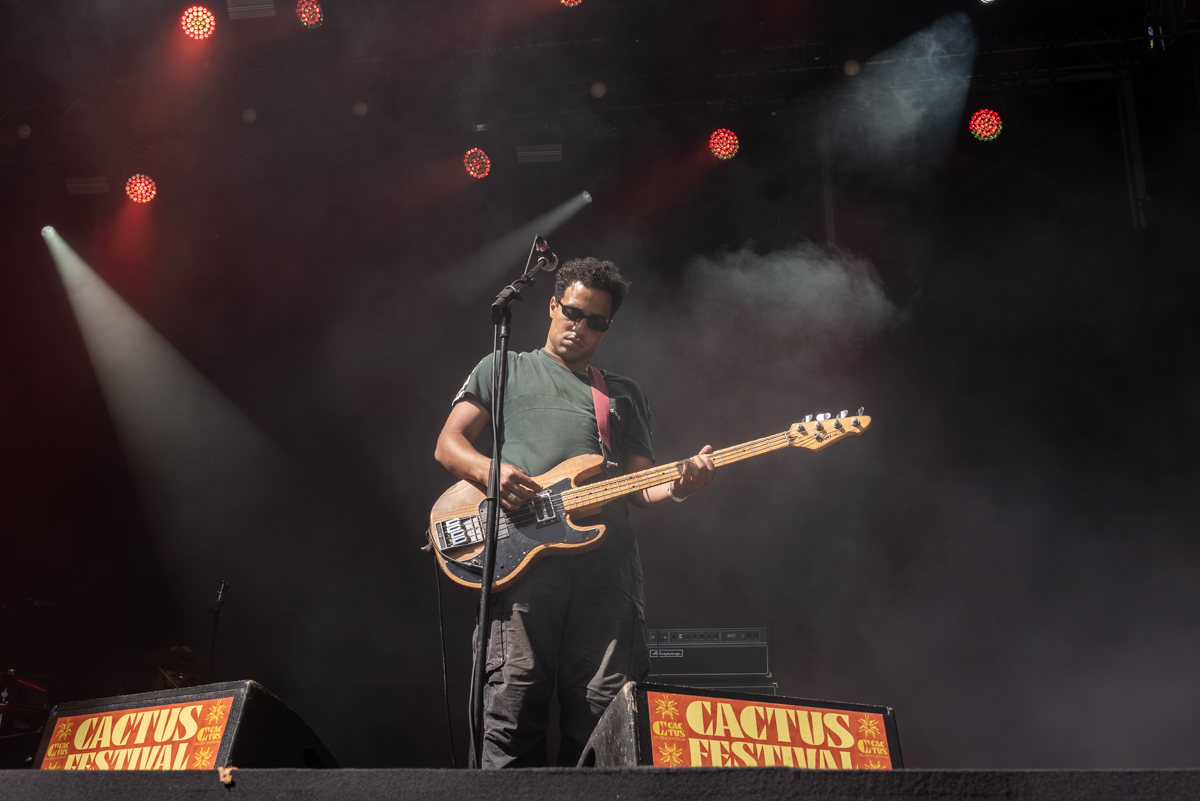 Warmduscher @ Cactusfestival, picture 7, photographed by Bart Janssens - FrontView Magazine