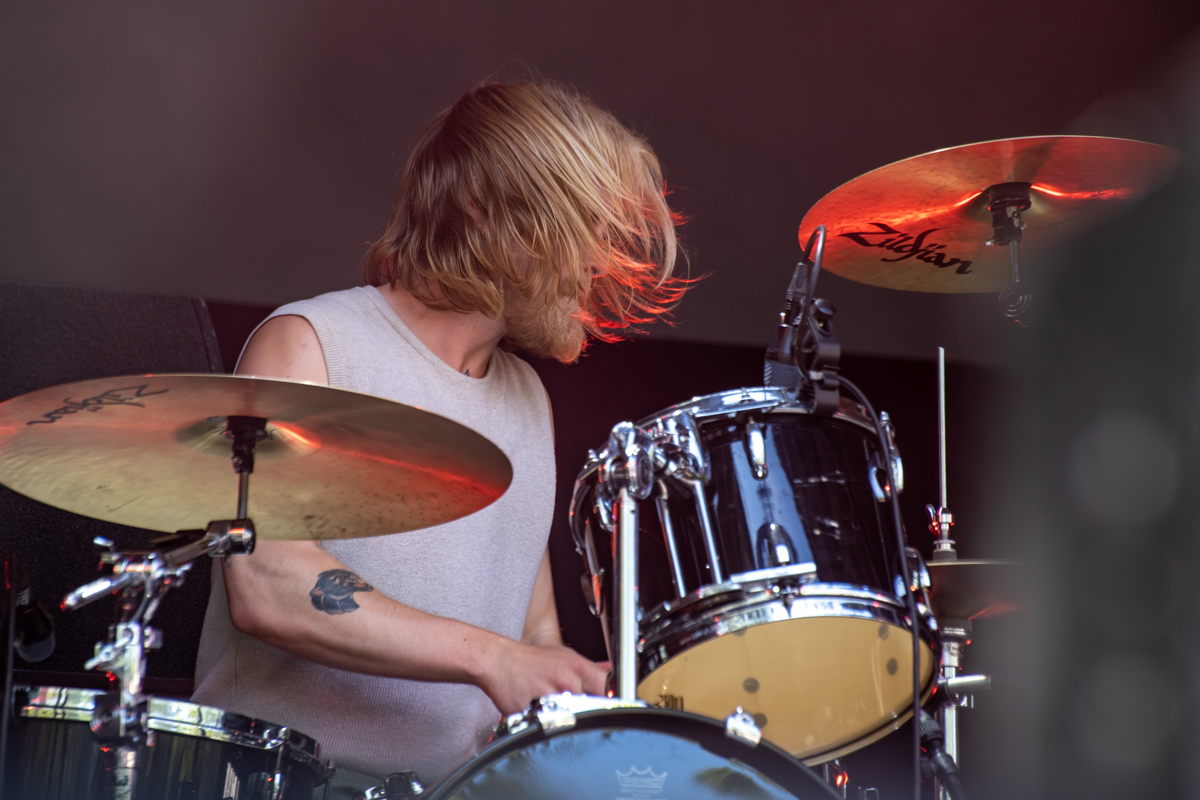 Warmduscher @ Cactusfestival, picture 12, photographed by Bart Janssens - FrontView Magazine
