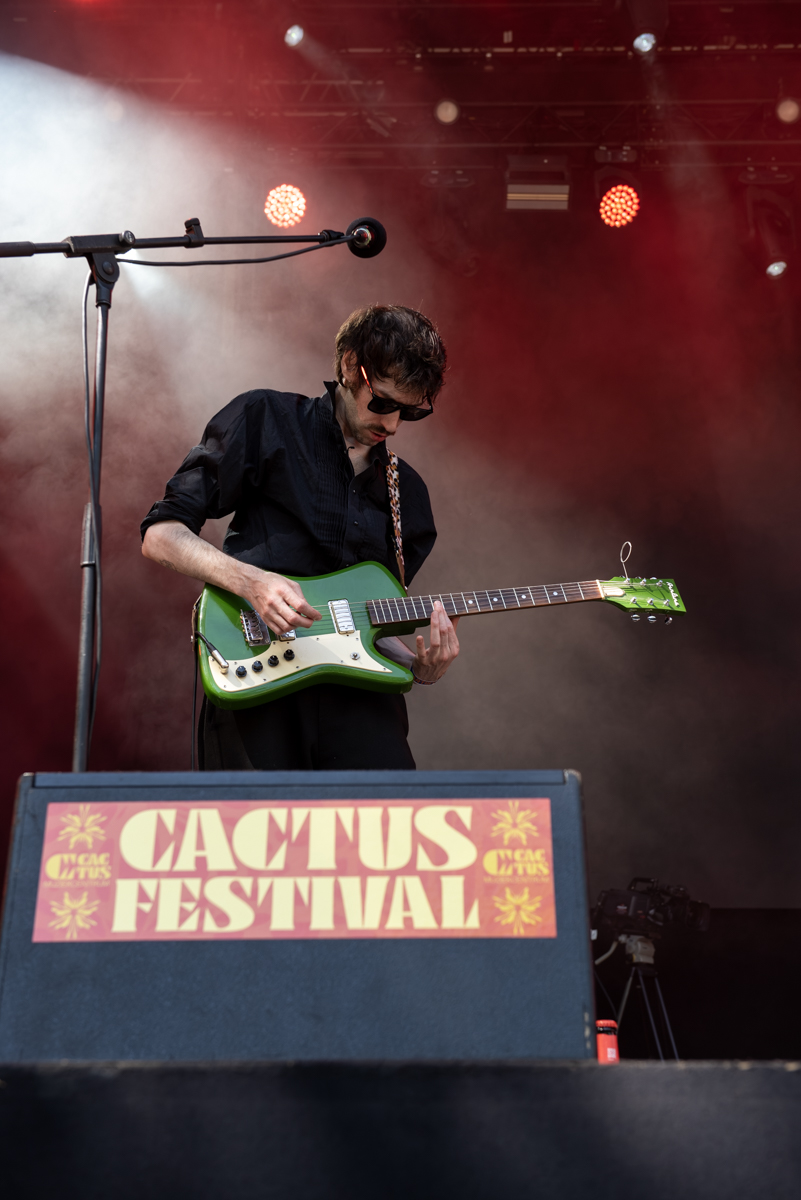 Warmduscher @ Cactusfestival, picture 15, photographed by Bart Janssens - FrontView Magazine