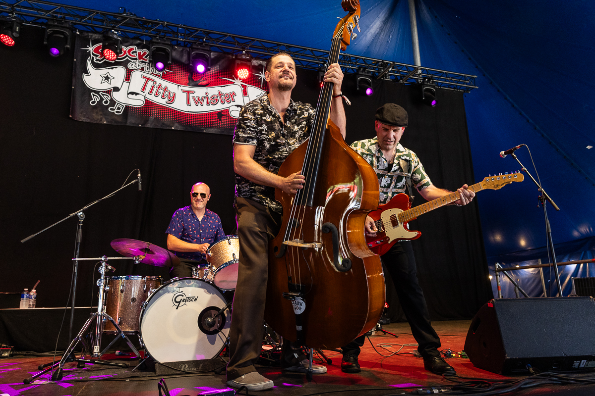 Clark And The Aces @ Sjock, picture 2, photographed by David Johnson - FrontView Magazine