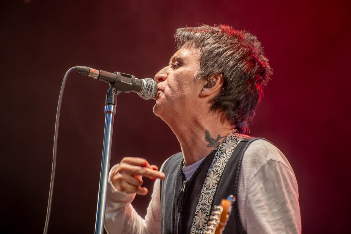 Johnny Marr @ Cactusfestival, foto 2, foto's door Bart Janssens - FrontView Magazine