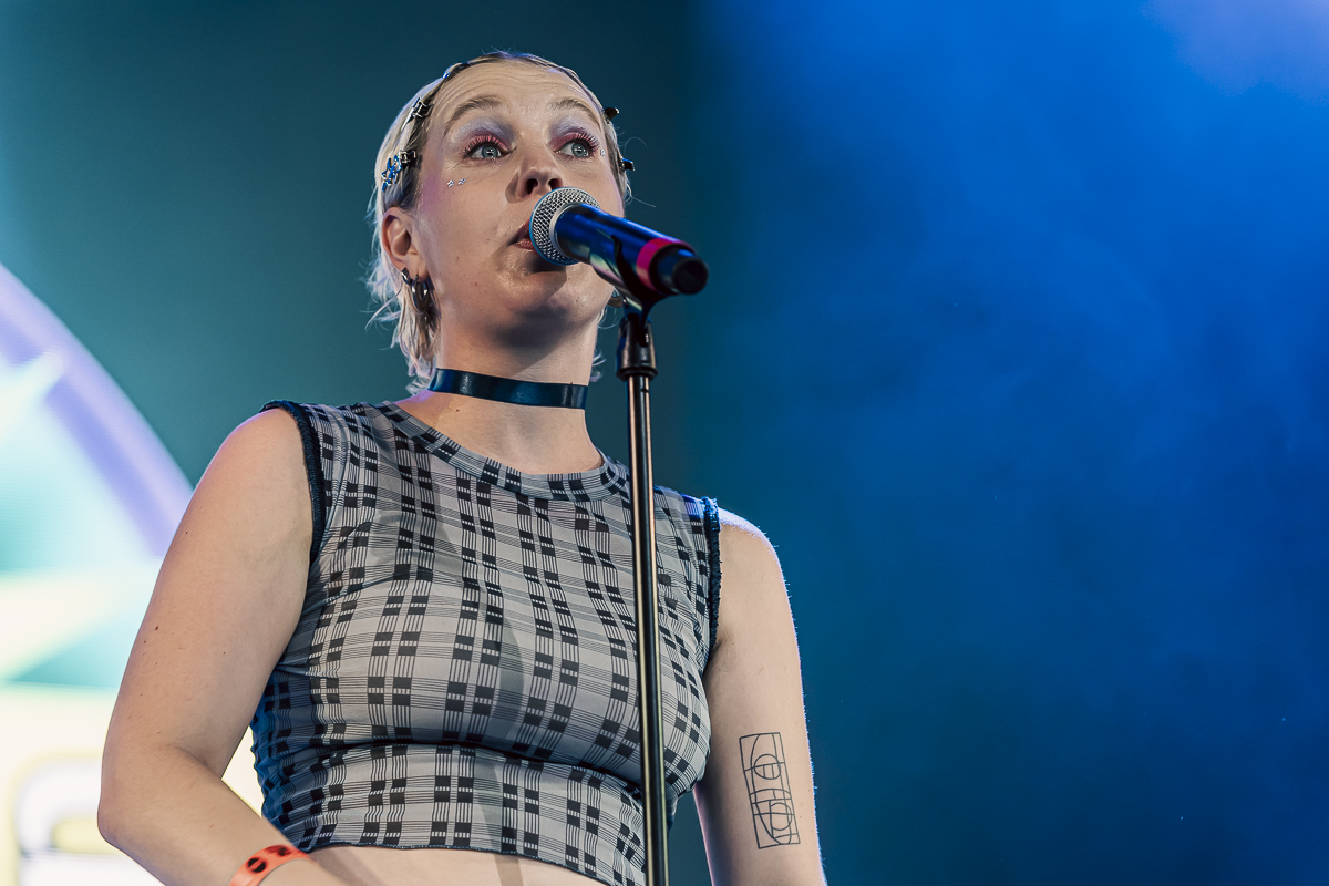 Kaat Van Stralen @ Rock Zottegem, picture 4, photographed by Peter Smet - FrontView Magazine