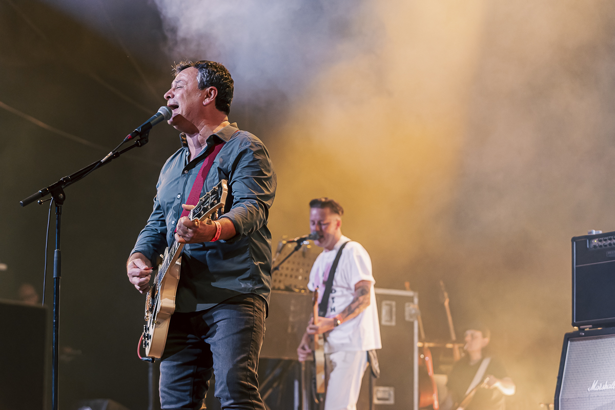 Manic Street Preachers @ Rock Zottegem, picture 11, photographed by Peter Smet - FrontView Magazine