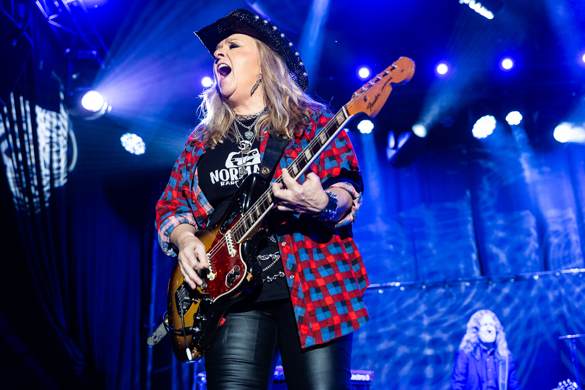 Melissa Etheridge @ Sjock, picture 2, photographed by David Johnson - FrontView Magazine