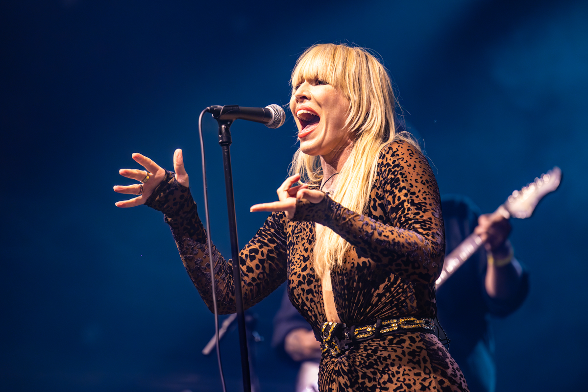 Natasha Beddingfield @ Bospop, foto 11, foto's door Dorien Goetschalckx - FrontView Magazine