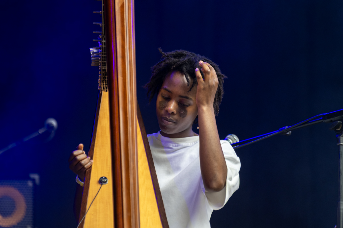 Sophye Soliveau @ Cactusfestival, foto 1, foto's door Bart Janssens - FrontView Magazine