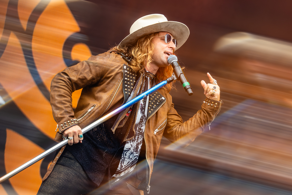 Dirty Honey @ Bospop, picture 14, photographed by Dorien Goetschalckx - FrontView Magazine