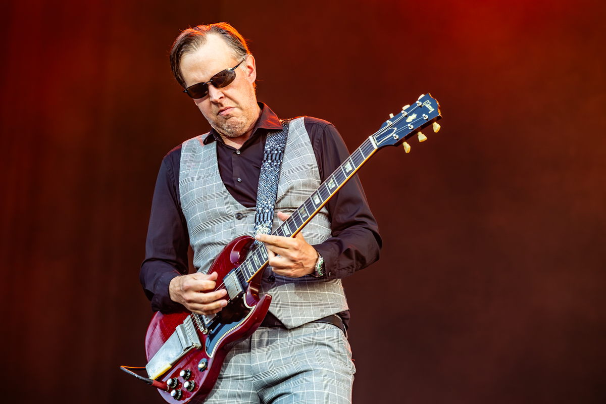 Joe Bonamassa @ Bospop, foto 5, foto's door Dorien Goetschalckx - FrontView Magazine