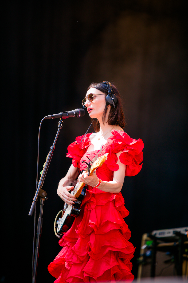 King Hannah @ Cactus festival, foto 2, foto's door Anais Callens - FrontView Magazine