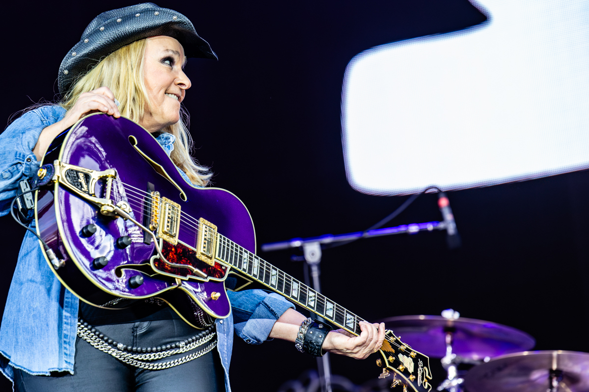Melissa Etheridge @ Bospop, picture 16, photographed by Dorien Goetschalckx - FrontView Magazine