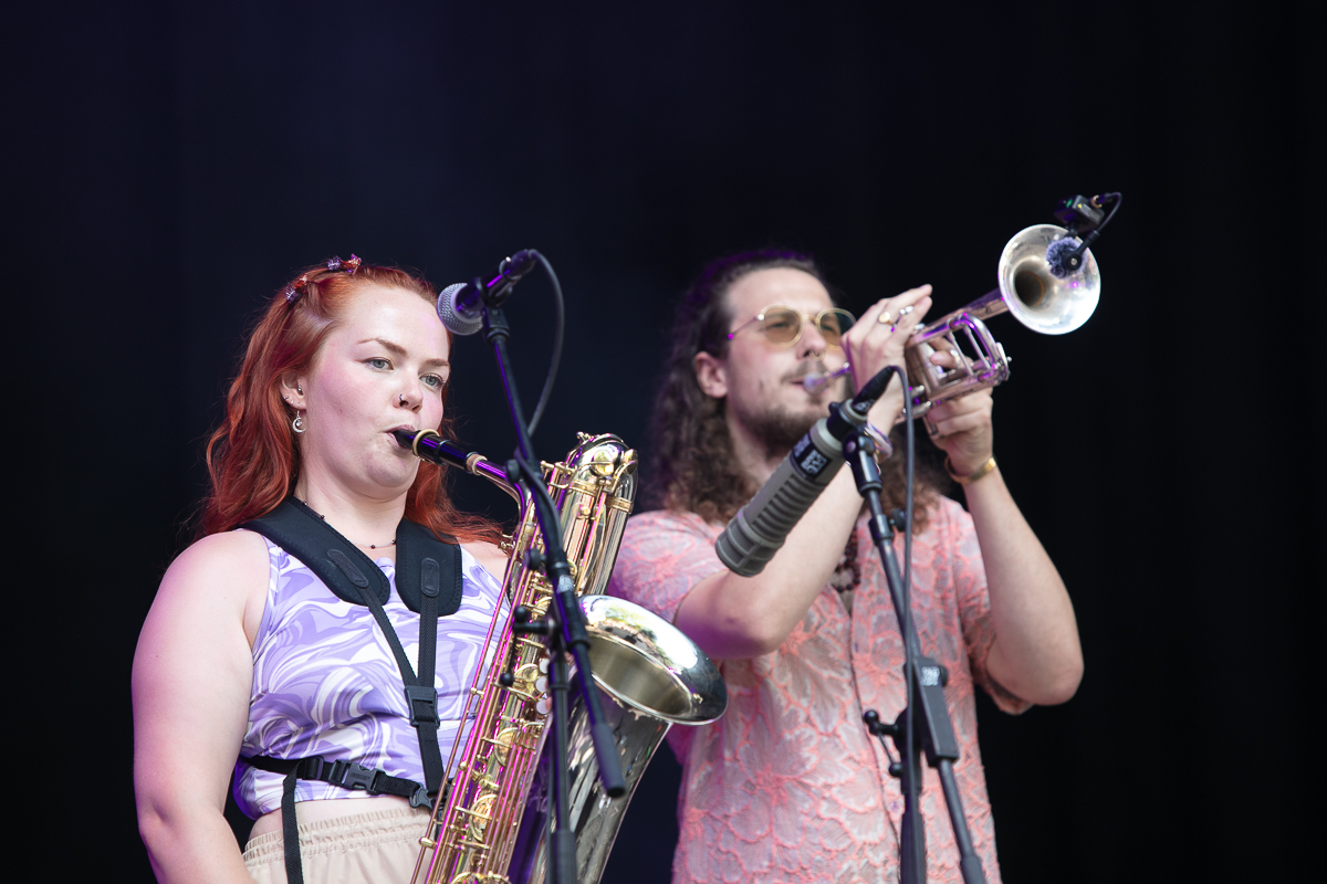 Nubiyan Twist @ Cactus festival, picture 7, photographed by Anais Callens - FrontView Magazine