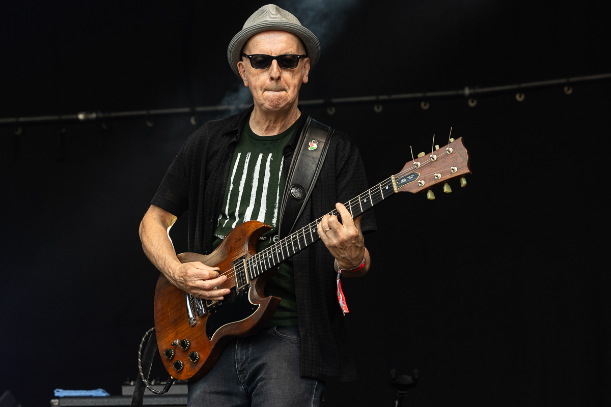 The Undertones @ Sjock, picture 4, photographed by David Johnson - FrontView Magazine