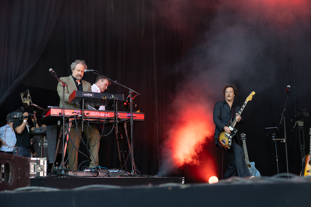 Daan @ Cactus festival, picture 12, photographed by Anais Callens - FrontView Magazine