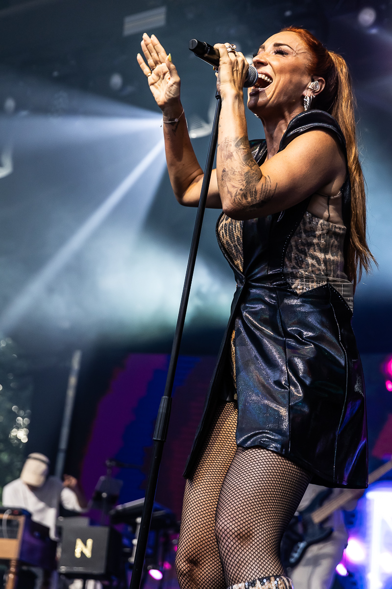 Natalia 20 Years Greatest Hits Tour 2025 @ OLT Rivierenhof, picture 5, photographed by Marc Verdonck - FrontView Magazine