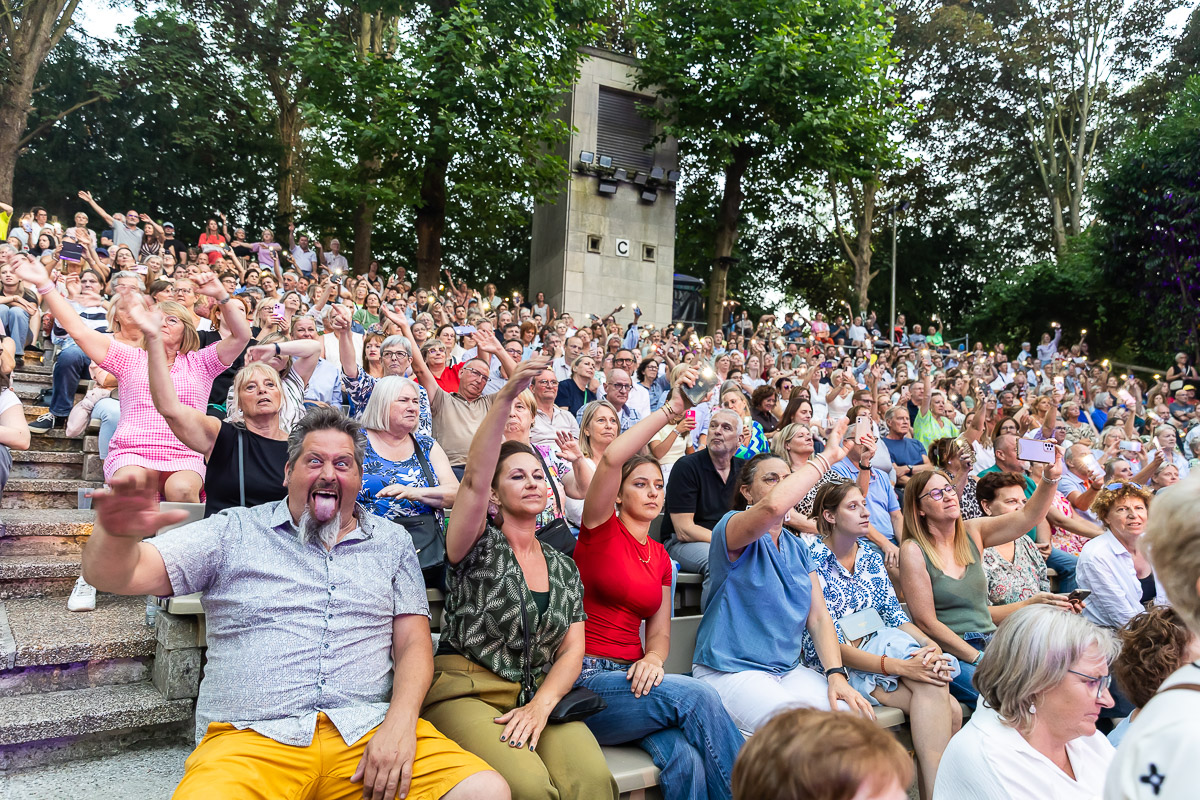Natalia 20 Years Greatest Hits Tour 2025 @ OLT Rivierenhof, picture 34, photographed by Marc Verdonck - FrontView Magazine
