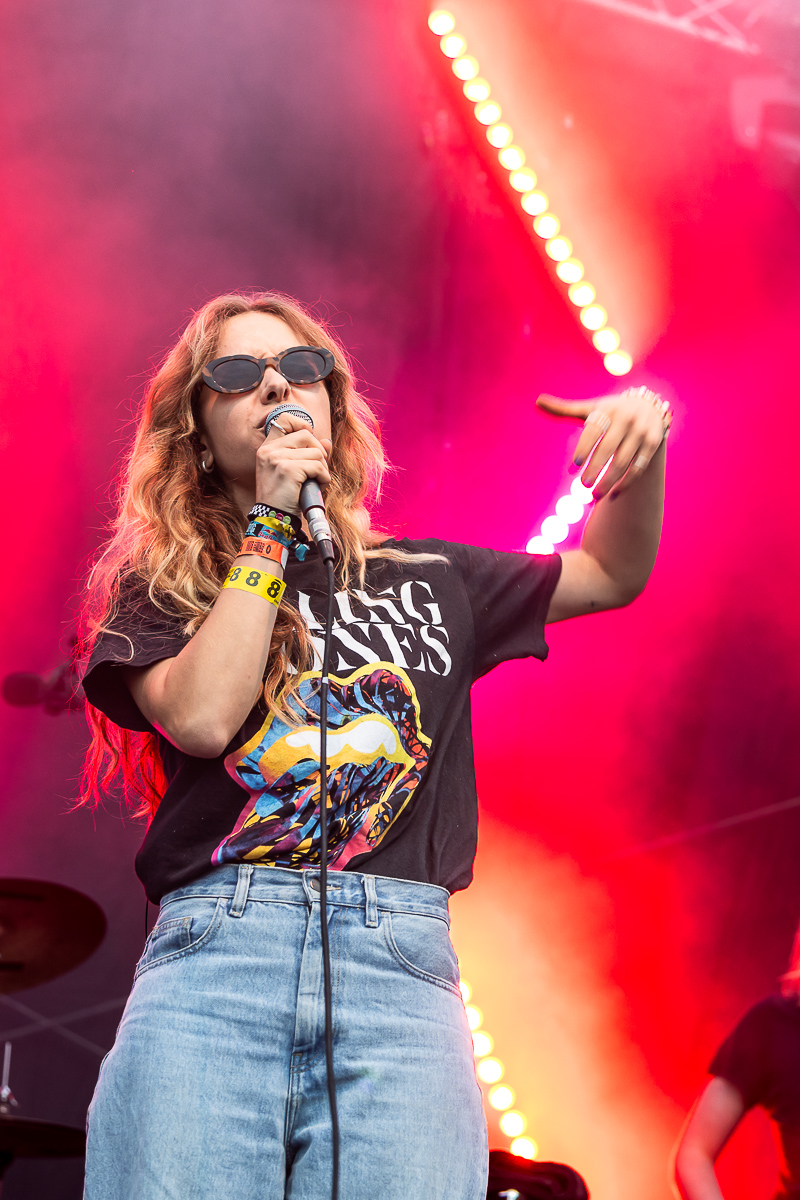 Alica Mae @ Beach Festival Nieuwpoort 2025, picture 7, photographed by Marc Verdonck - FrontView Magazine
