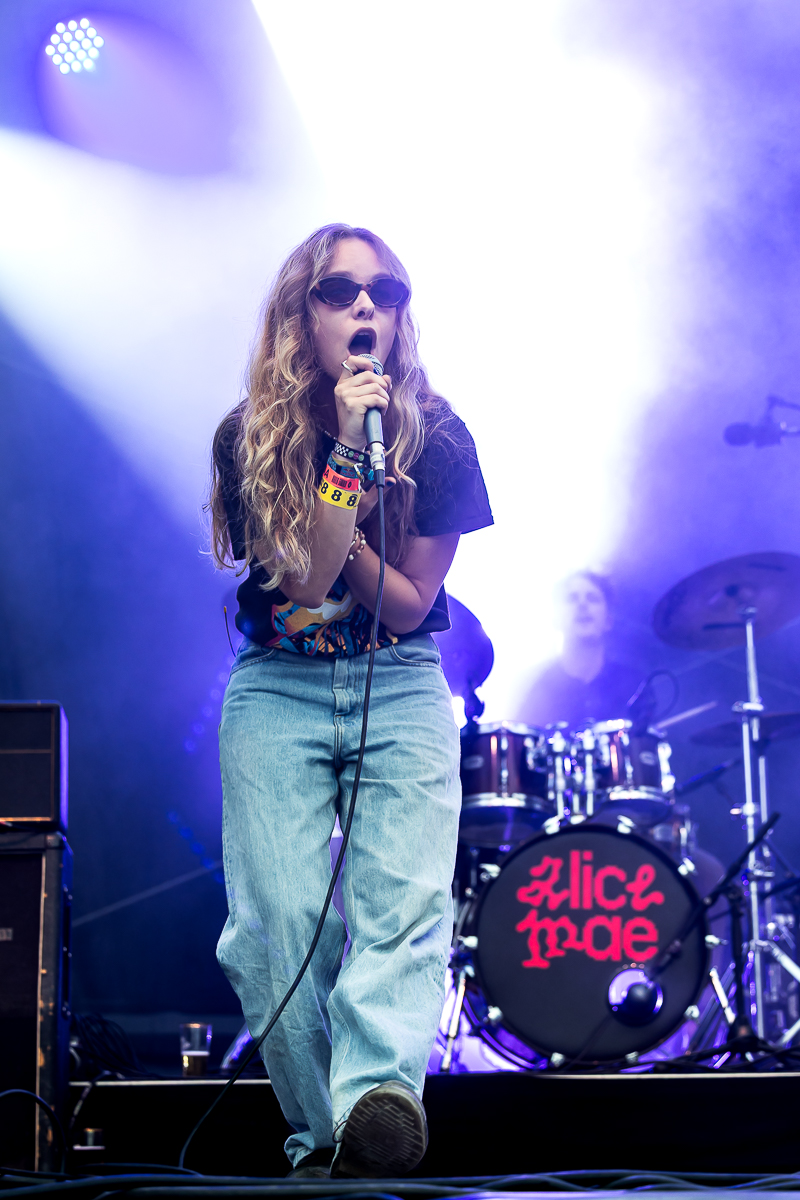 Alica Mae @ Beach Festival Nieuwpoort 2025, picture 9, photographed by Marc Verdonck - FrontView Magazine