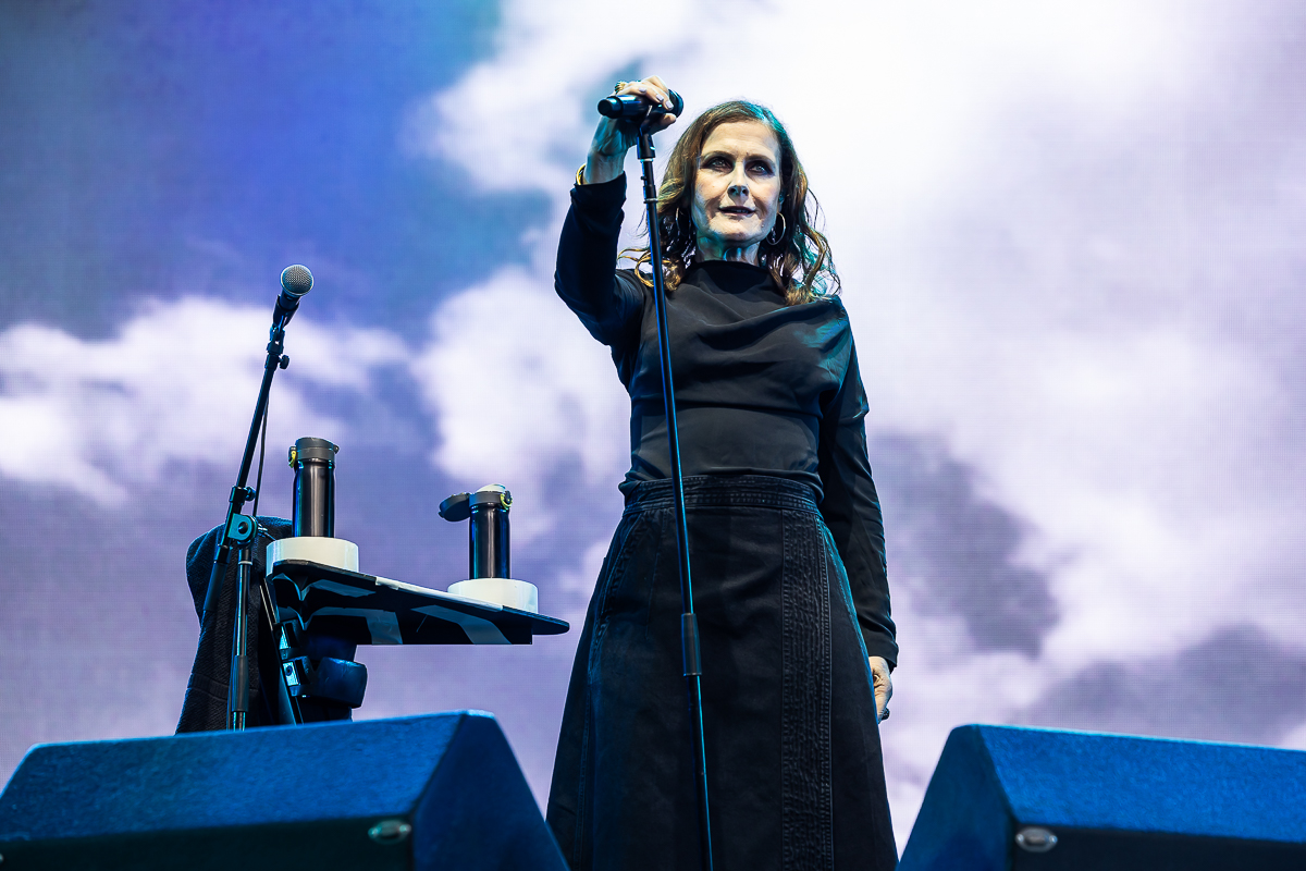 Alsion Moyet @ Beach Festival Nieuwpoort 2025, picture 18, photographed by Marc Verdonck - FrontView Magazine