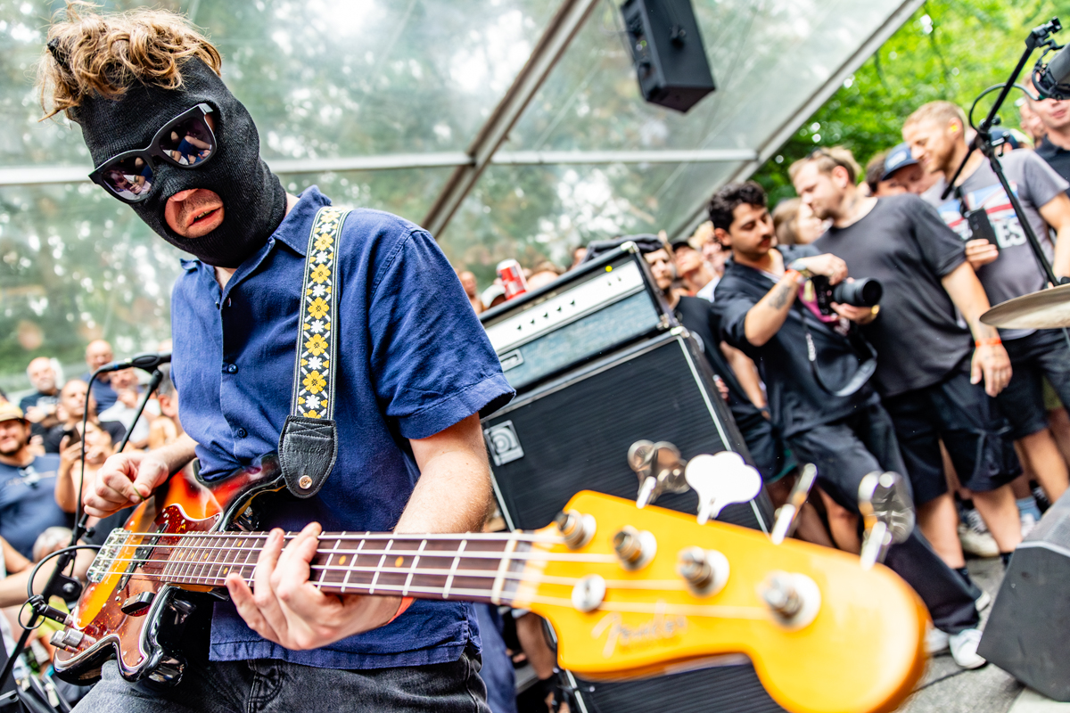 Equal Idiots @ Rock Herk, picture 10, photographed by Dorien Goetschalckx - FrontView Magazine