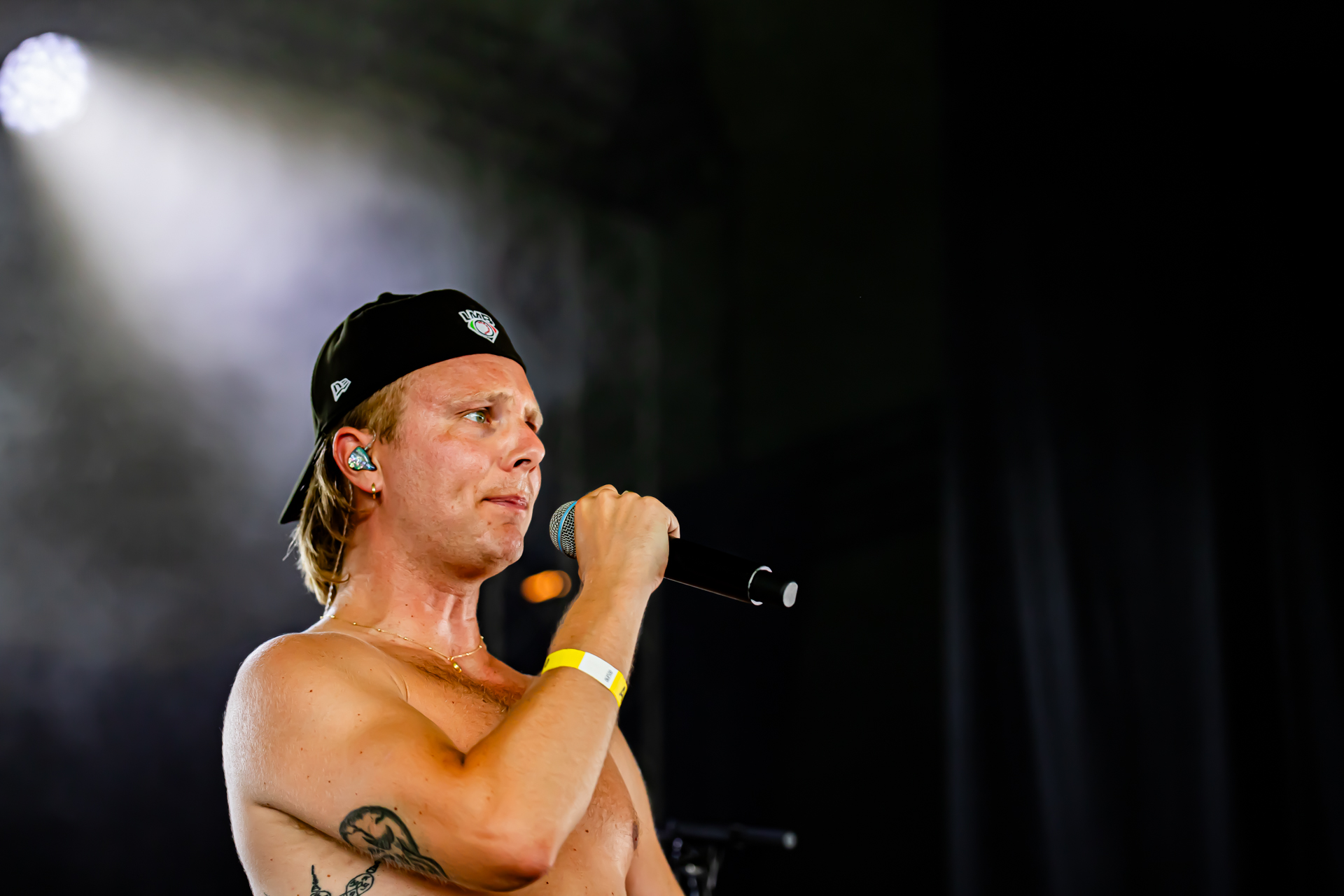 Hang Youth @ Rock Herk, picture 25, photographed by Leen Verlinden - FrontView Magazine