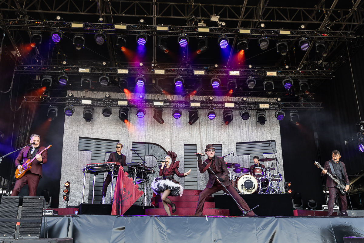 Les Truttes @ Beach Festival Nieuwpoort 2025, picture 17, photographed by Marc Verdonck - FrontView Magazine