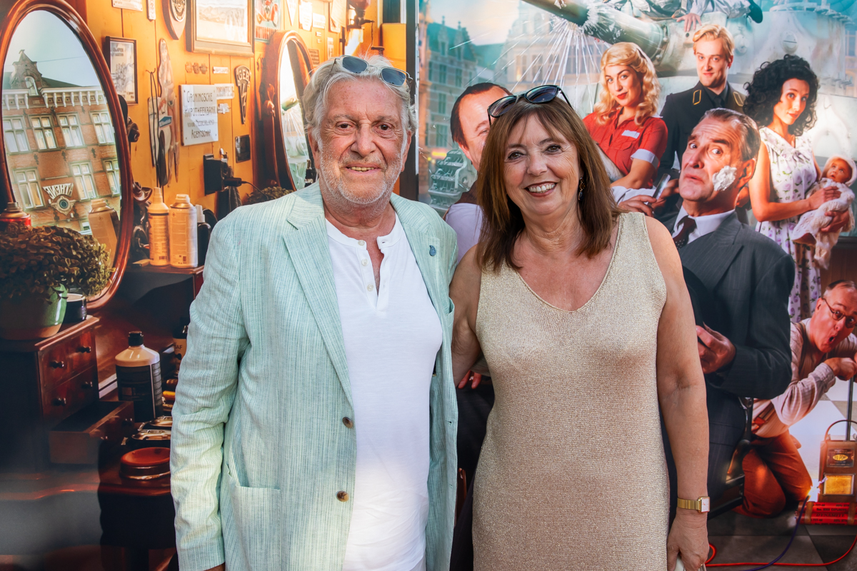 Première Coiffeur van het verzet @ Play Zuid, foto 1, foto's door Goele Bormans - FrontView Magazine
