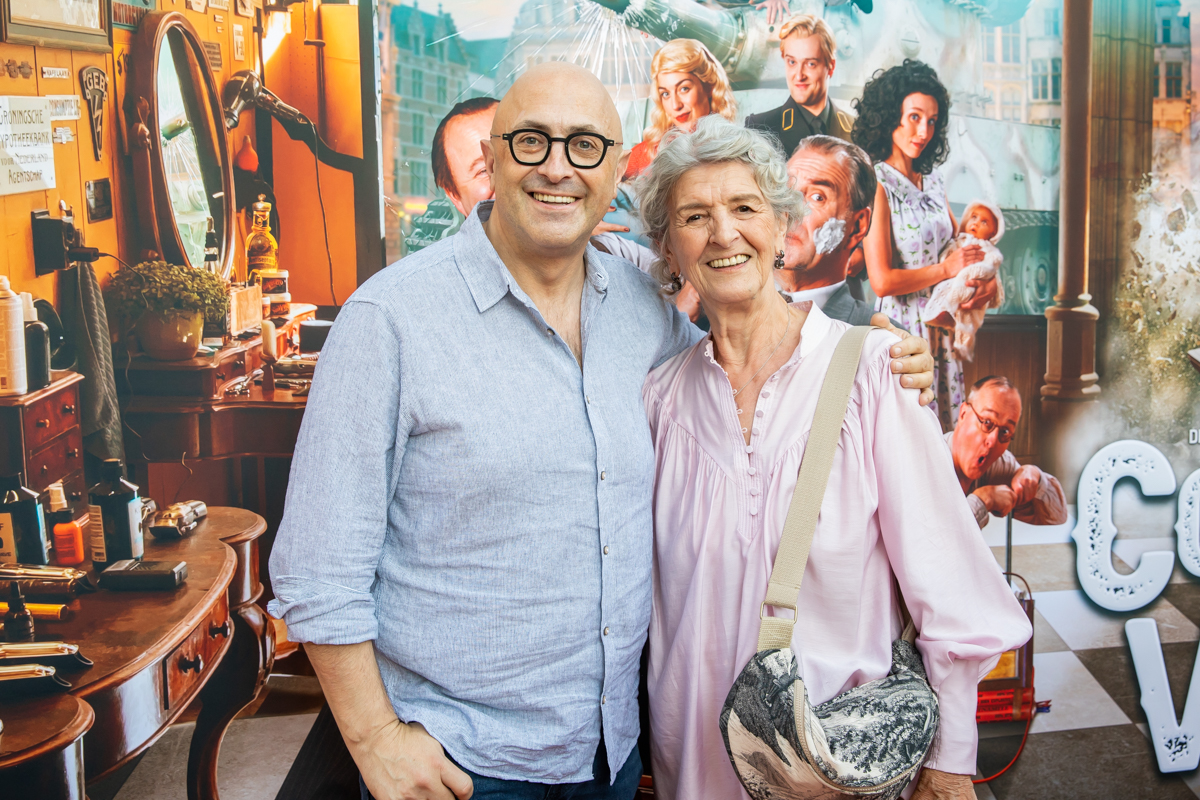 Première Coiffeur van het verzet @ Play Zuid, foto 10, foto's door Goele Bormans - FrontView Magazine