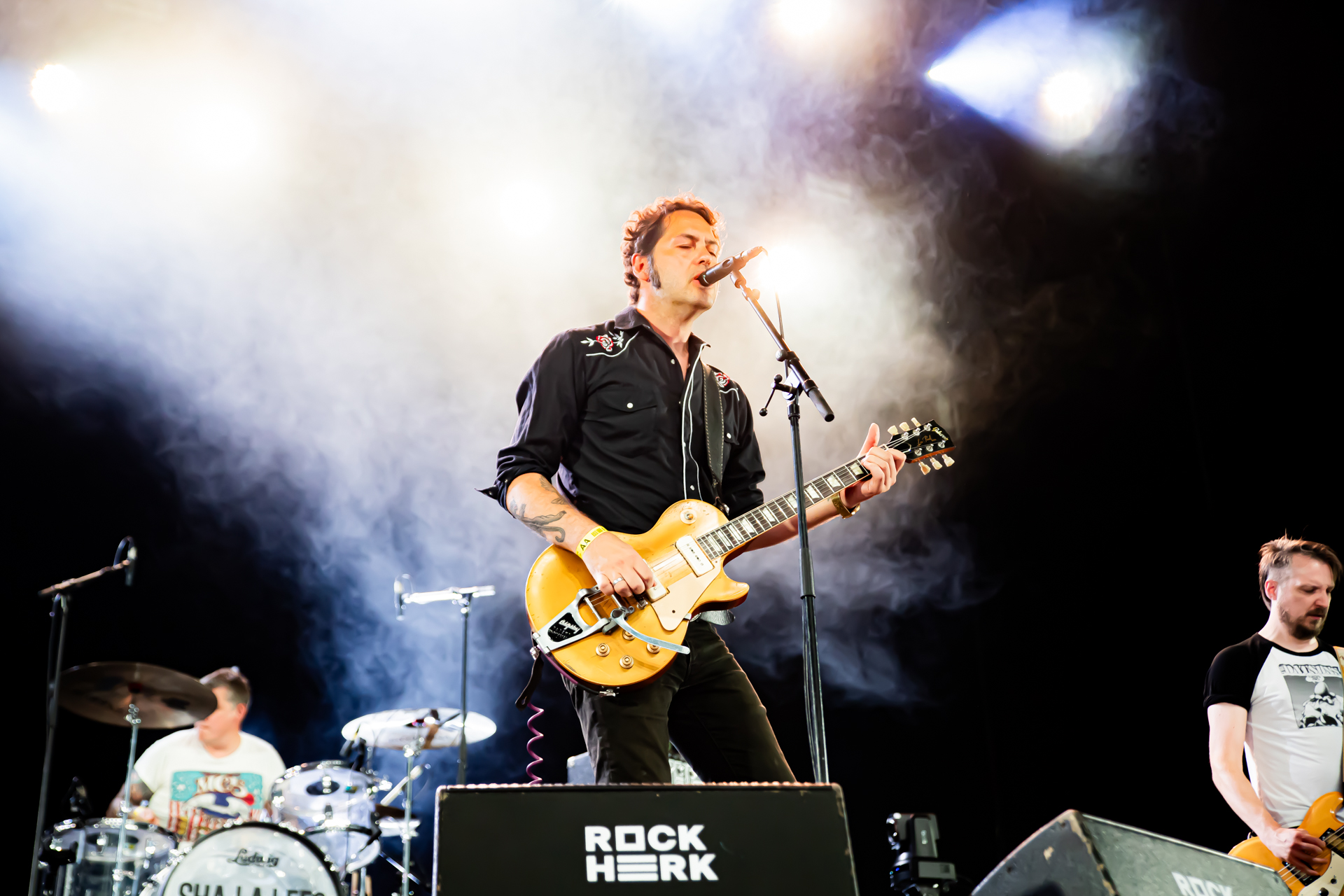 Sha-La-Lees @ Rock Herk, picture 6, photographed by Leen Verlinden - FrontView Magazine